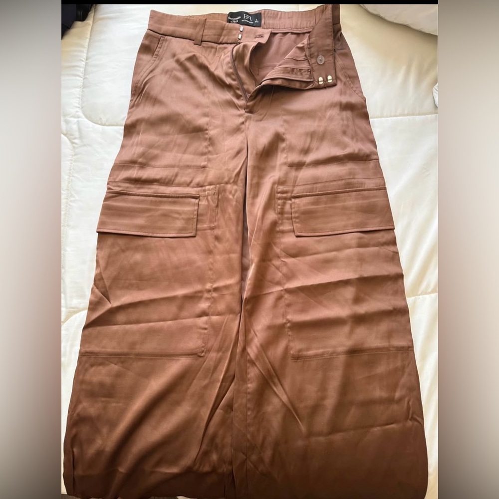 Abercrombie and fitch satin pants